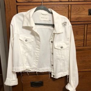 White distresses Jean jacket size M